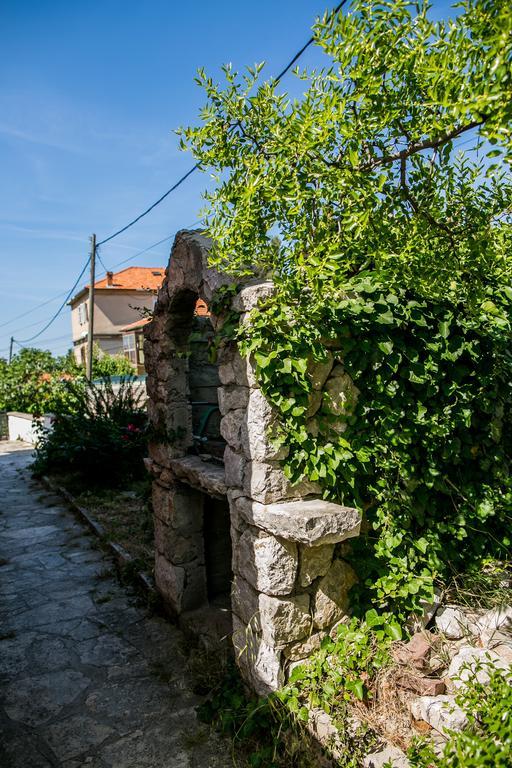 Catherine'S Garden Lägenhet Šibenik Rum bild